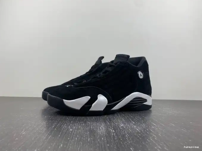 HYPE University 14 Red Air 487471-016 Jordan Black White 0626
